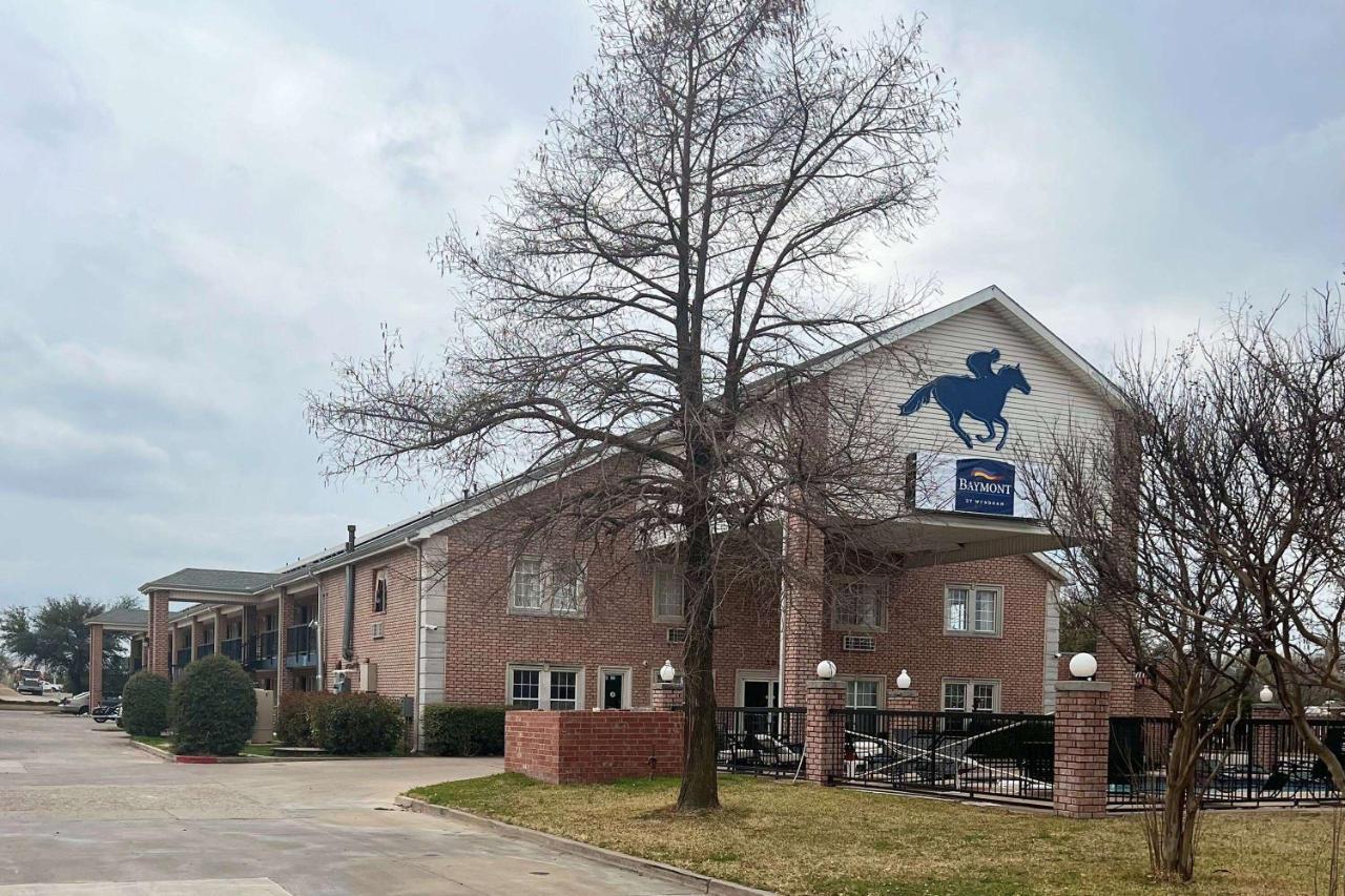 Baymont By Wyndham Willow Park Exterior photo